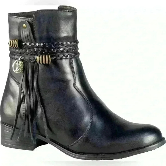 Sandro Moscoloni Women's Leather Rubber Sole Side Zipper Brandy Bootie 9.5